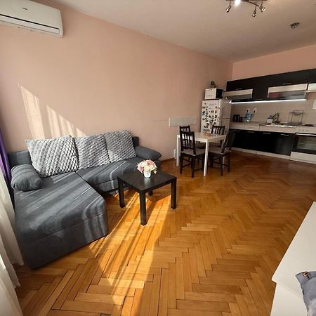 Lovely City Center 1Bd, 1Bt Apartment Sofie Exteriér fotografie