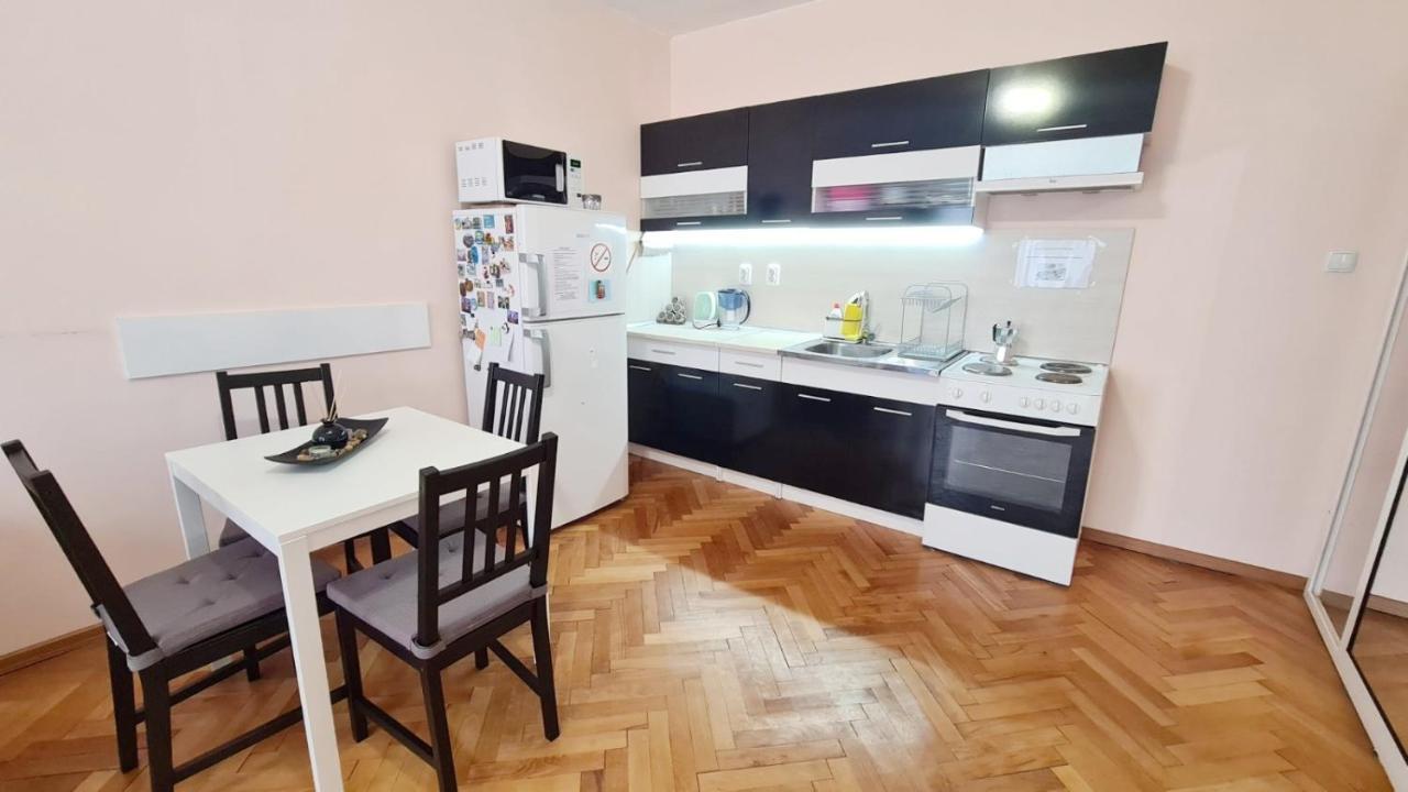 Lovely City Center 1Bd, 1Bt Apartment Sofie Exteriér fotografie
